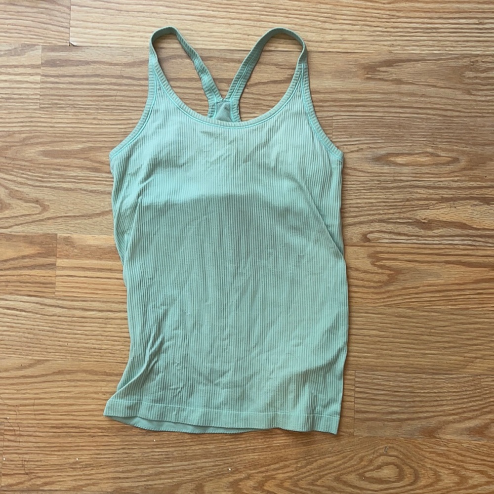 Lululemon tank top